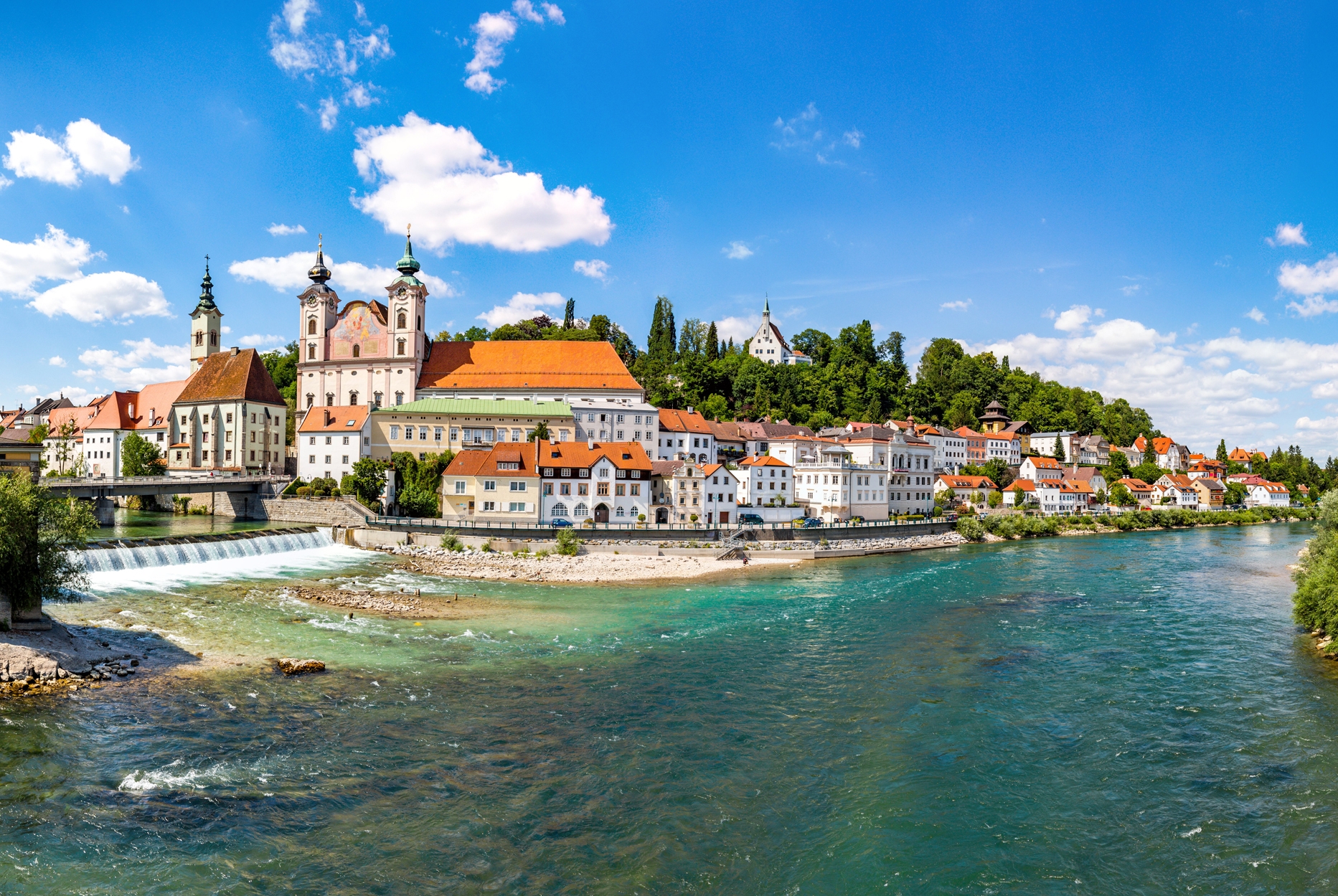 Das Foto zeigt eine Aufnahme der Stadt Steyr.